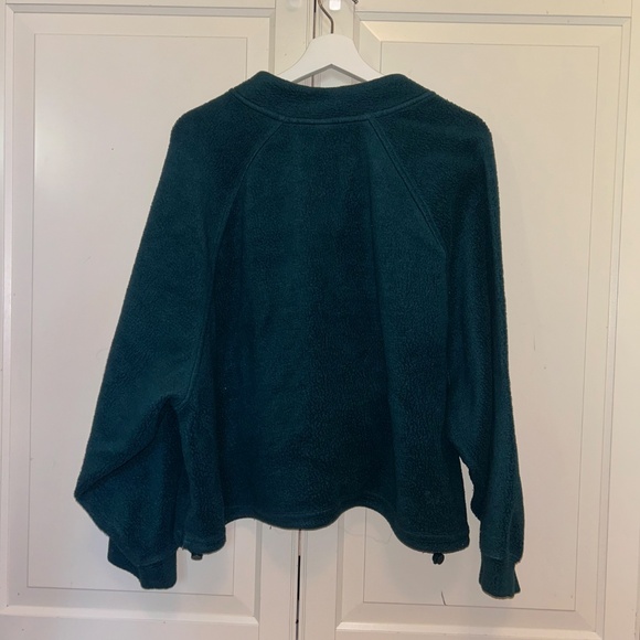 Old Navy Cropped 1/4 Zip Fleece - Picture 2 of 2